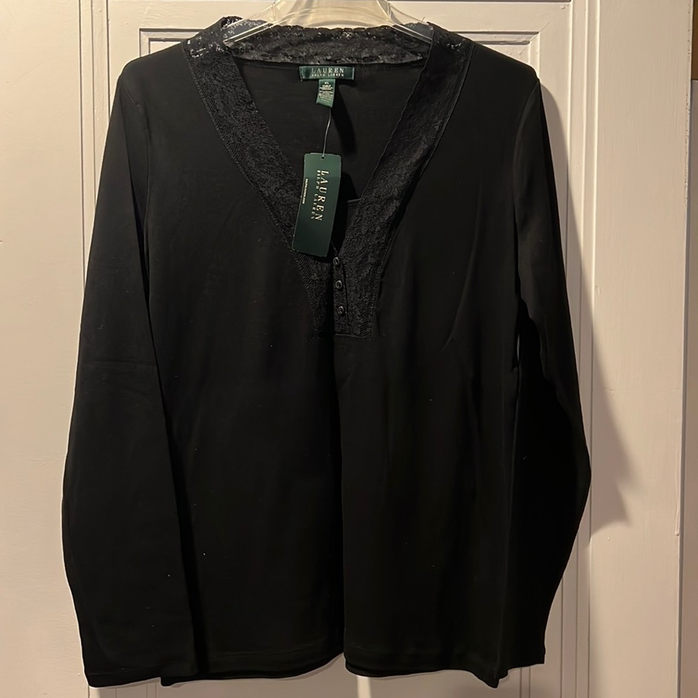 Woman’s blouse